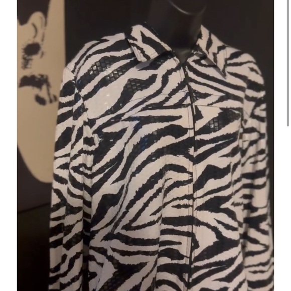 Alfred Dunner Women Zebra print Jacket, Size 14 - Picture 12 of 14